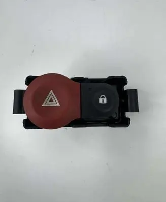 Renault Clio III Hazard light switch 8200214896