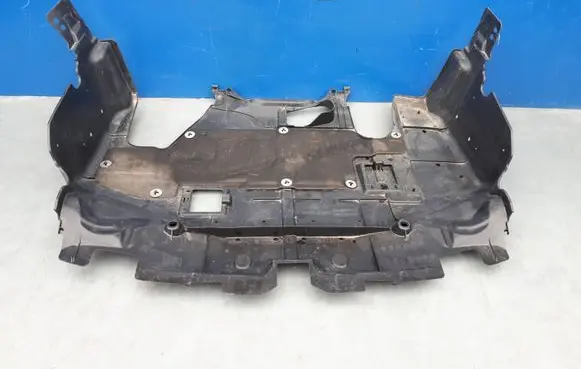 Subaru Legacy Engine splash shield/under tray 56440AG180