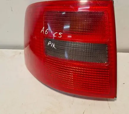 Audi A6 S6 C5 4B Rear/tail lights 397109999 39710383 4B9945095D