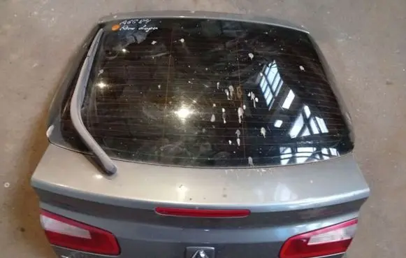 Renault Laguna II Tailgate/trunk/boot lid Pilkas