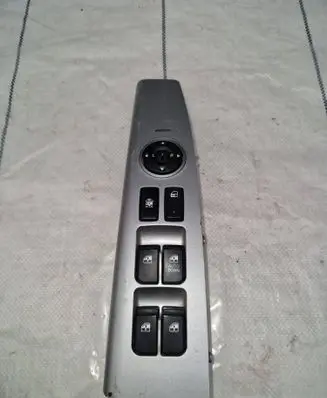 Hyundai Santa Fe Electric window control switch 3714951110