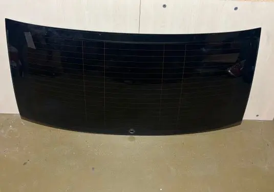 Skoda Superb B6 (3T) Rear windscreen/windshield window 3T9845049H