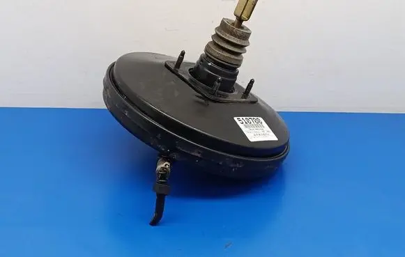 Renault Scenic I Brake booster 7700428596