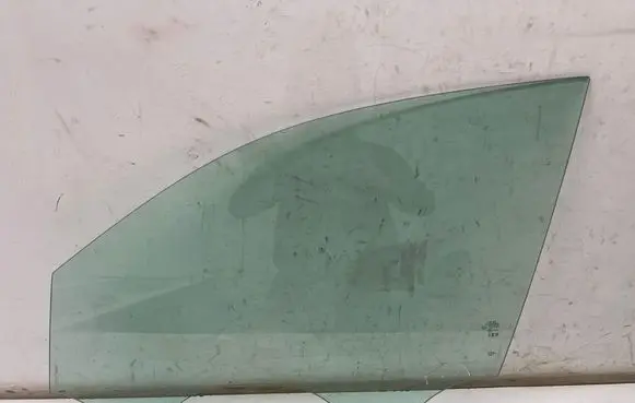 Skoda Kodiaq II Front door window glass four-door
