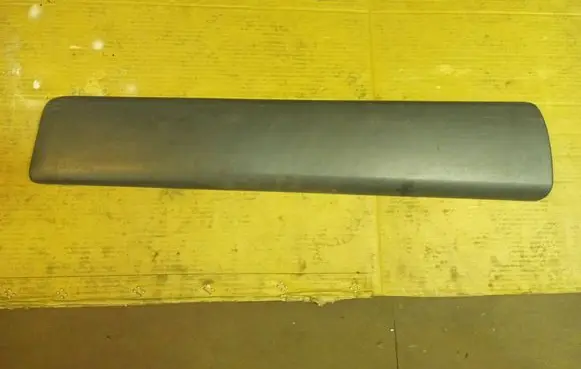 Renault Trafic II (X83) Front door trim (molding) 8200036086