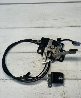 Honda Civic IX Engine bonnet/hood lock/catch