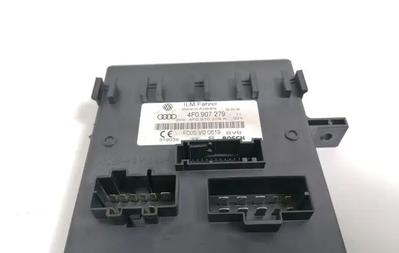 Audi Q7 4L Comfort/convenience module 4F0907279