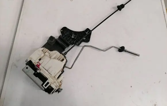 Jeep Grand Cherokee Rear door lock P04589923AH T51KD2767