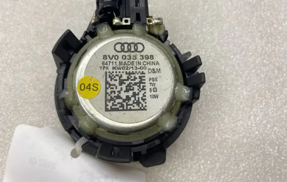 Audi A3 S3 8V Front door speaker 8V0035398