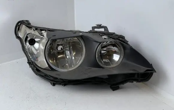 BMW 5 E60 E61 Headlight/headlamp 15872200