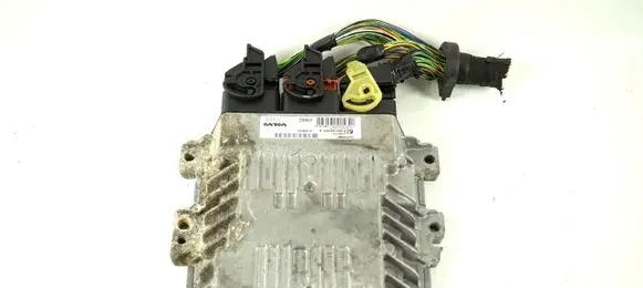 Volvo V50 Engine control unit/module ECU 31336000 S180134100A