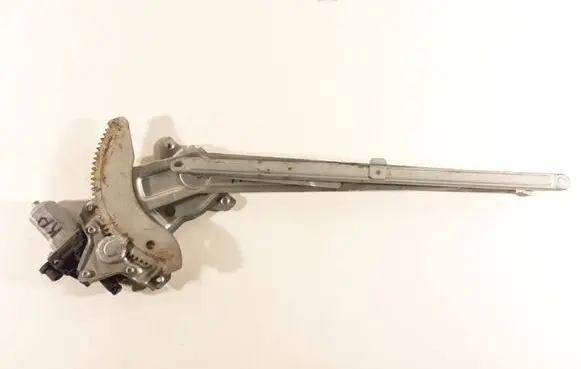 Suzuki SX4 Front door window regulator with motor 8353063J00 2621003390