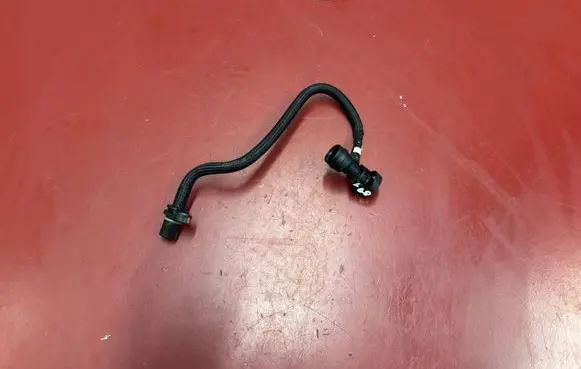 BMW X3 G01 Breather hose/pipe 7642546 11157642546