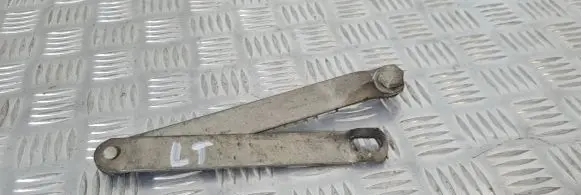 Isuzu D-Max Tailgate hinge 