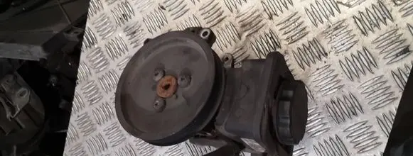 BMW X3 E83 Power steering pump 7692874