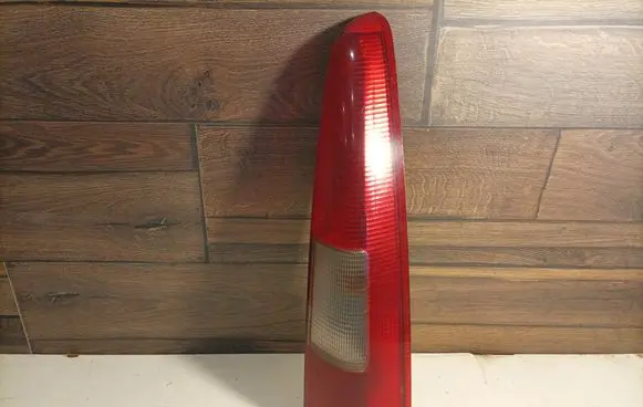 Volvo S70 V70 V70 XC Rear/tail lights KPL9157800 DET9169473