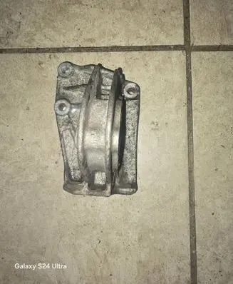 Fiat 500L Driveshaft support bearing bracket 55206215