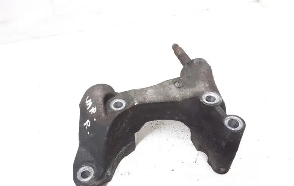 Ford C-MAX I Engine mounting bracket 6G9Q6030AB