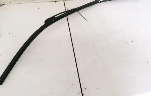 Mercedes-Benz A W168 Front wiper blade arm A1688201144