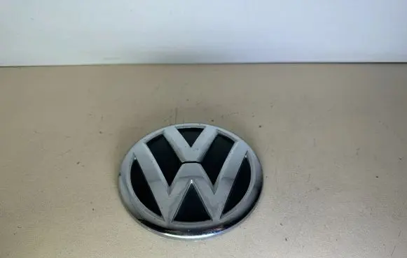 Volkswagen Multivan T5 Manufacturers badge/model letters 7E0853630B