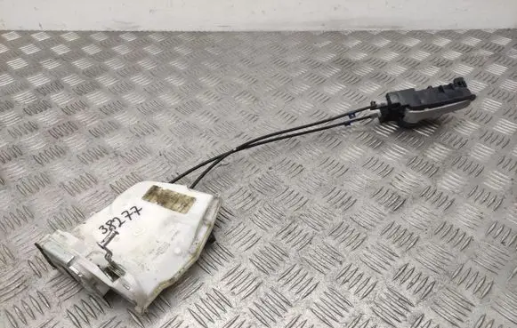 Suzuki SX4 Rear door lock