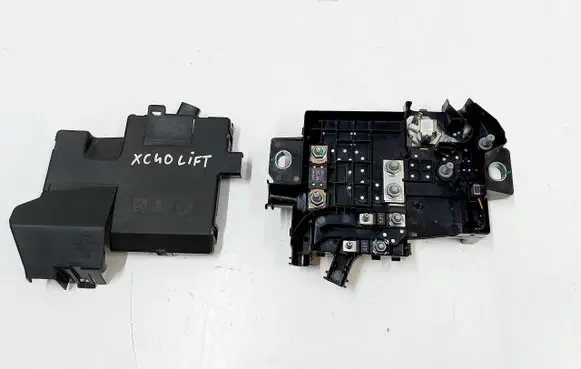 Volvo XC40 Current control relay 32359306