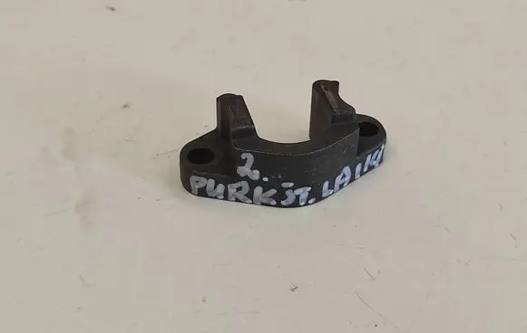 BMW X3 E83 Fuel Injector clamp holder