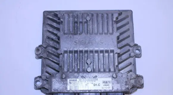 Volvo V50 Engine control unit/module 30729518 5WS40212GT 5WS40212G