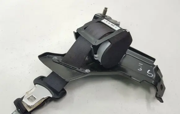 Honda CR-V Middle seatbelt (rear) A8240T1GG0Y 624320800A