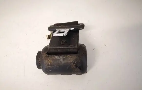 Volkswagen PASSAT B5.5 Middle seatbelt (rear) 3B0857813B
