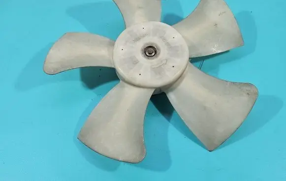 Suzuki Swift I Fan set 168000-8310 IMPRK1452349
