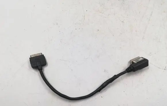 Audi Q7 4L iPod connector socket 4F0051510E