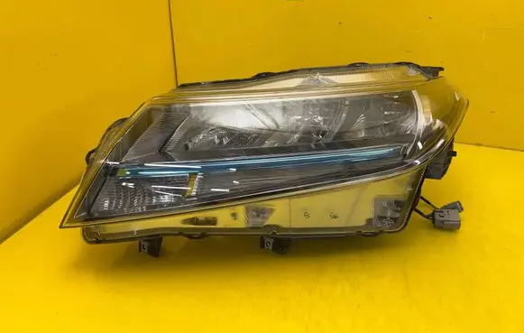 Suzuki Vitara (LY) Headlight/headlamp 1007R016