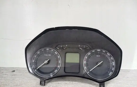 Skoda Octavia Mk2 (1Z) Speedometer (instrument cluster) 