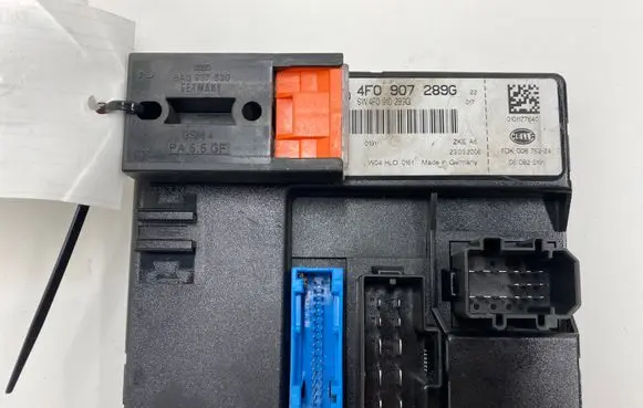 Audi A6 S6 C6 4F Light module LCM 4F0910289G