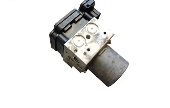 BMW X5 F15 ABS Pump 6864791 6864790