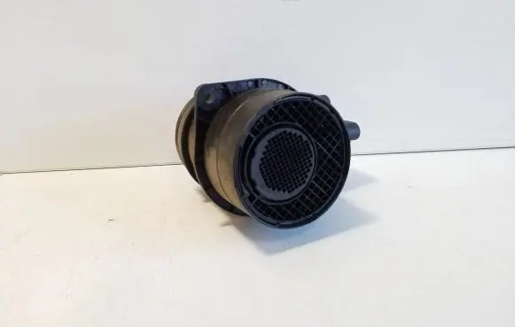 Volkswagen PASSAT B6 Mass air flow meter 074906461B