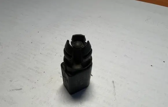 Volkswagen Golf Plus Outside/exterior temperature sensor 8Z0820535