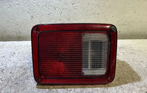 Jeep Wrangler Rear/tail lights 55077890