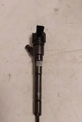 KIA Carens II Fuel injector 0445110258