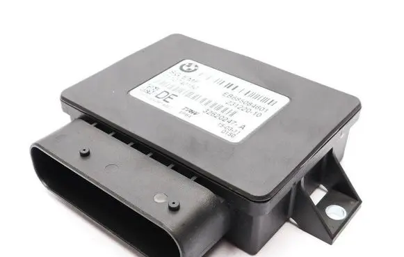 BMW 5 F10 F11 Hand brake control module 6850846 EB685084601 32620247A