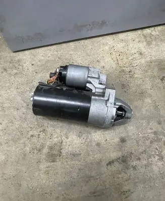 Mercedes-Benz C W205 Starter motor A6519064800 0001148510