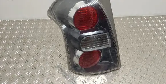 Toyota Corolla Verso AR10 Rear/tail lights 815600F08000
