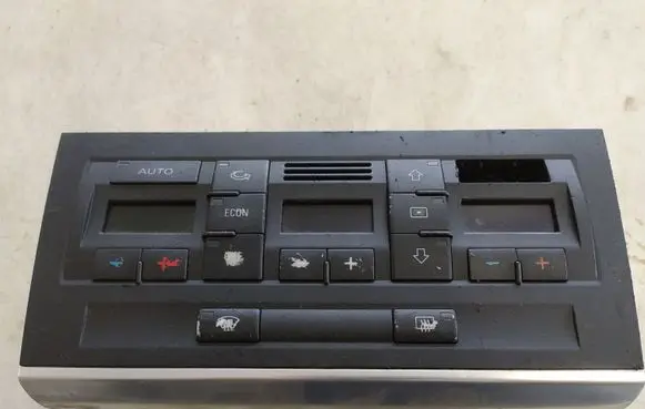 Audi A4 S4 B6 8E 8H Climate control unit 8E0820043