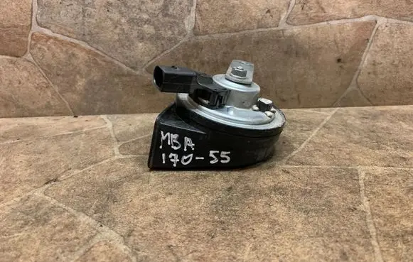 Mercedes-Benz GLS X166 Horn signal A046495