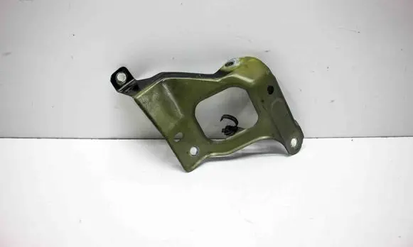 Tesla Model 3 Fender mounting bracket 108601700D