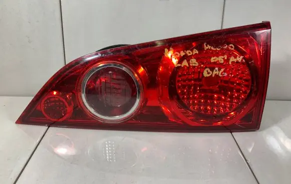 Honda Accord Tailgate rear/tail lights E0QP03