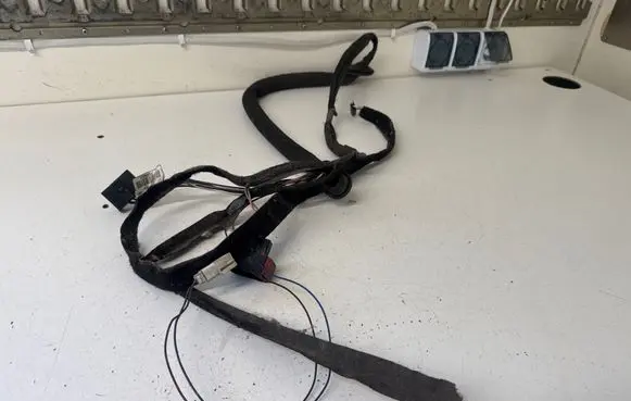 Renault Trafic II (X83) Loading door wiring loom 93853142 82003645370