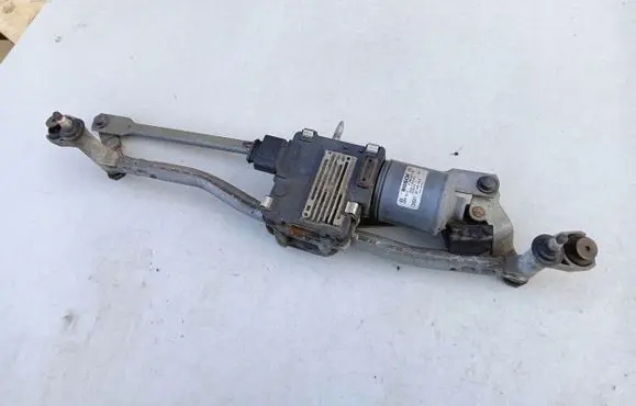 Audi A3 S3 8P Front wiper linkage and motor 8P1955119A