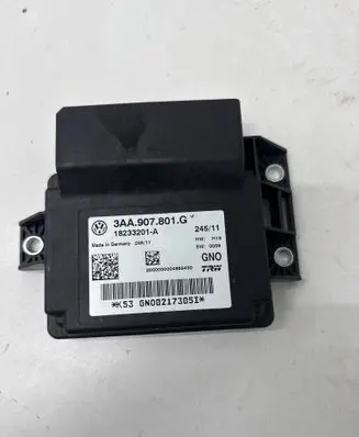 Audi Q3 8U Hand brake control module 3AA907801G 18233201A GN00217305